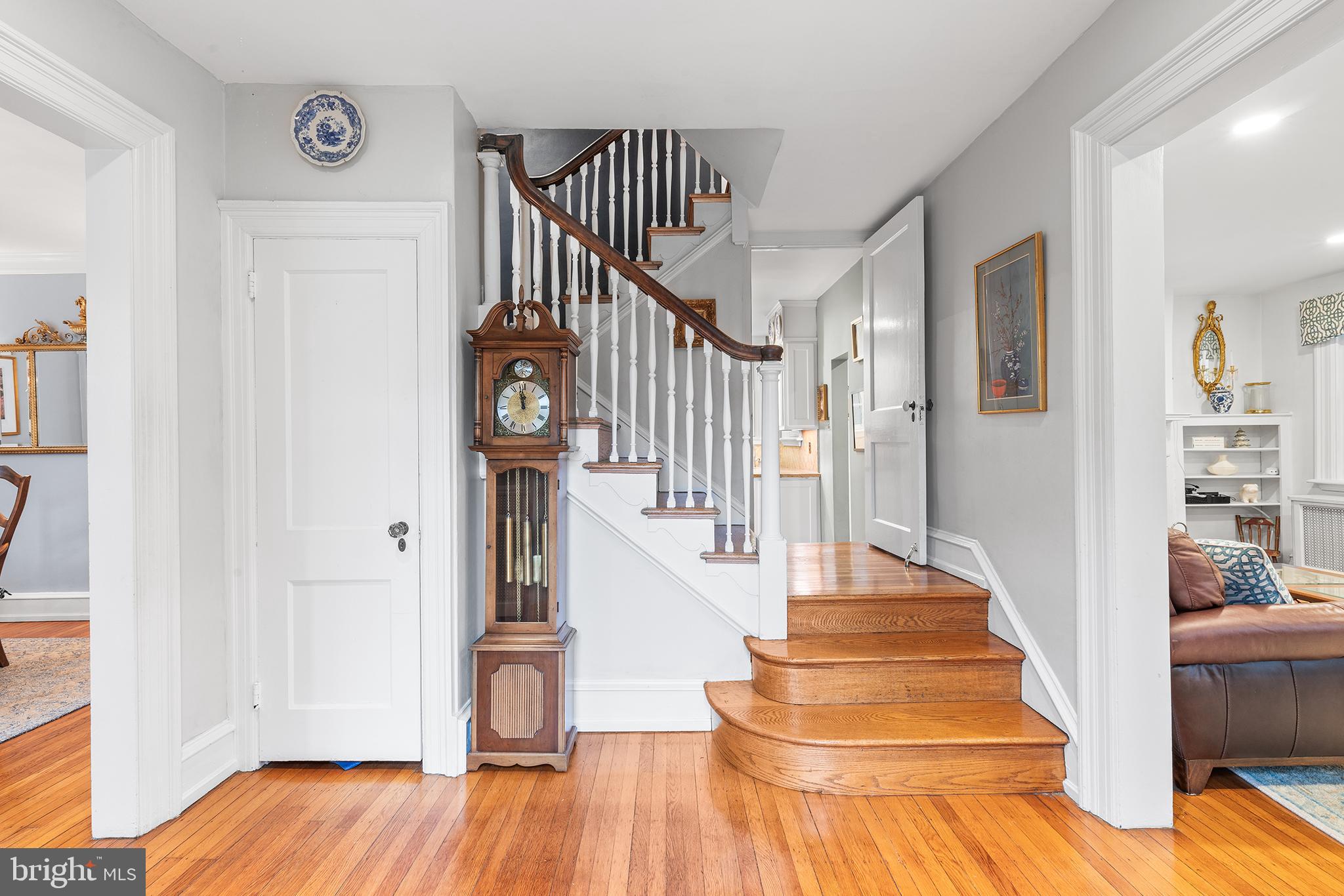 409 Mcclenaghan Mill Road Narberth, PA 19072 - Photo 5 of 72 Foyer