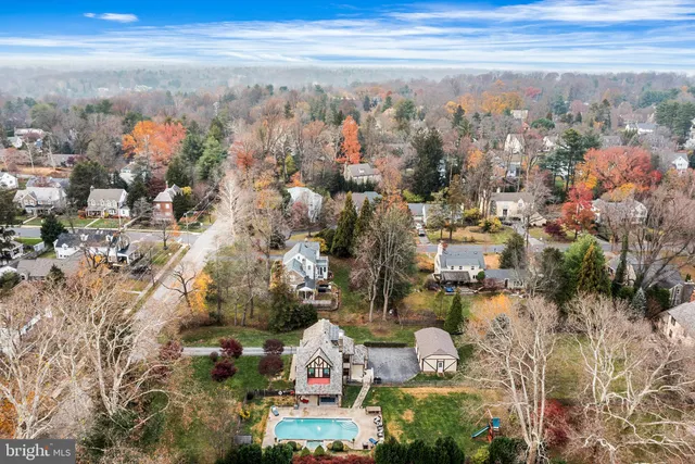 $1,150,000 | 409 Mcclenaghan Mill Road, Narberth, PA 19072