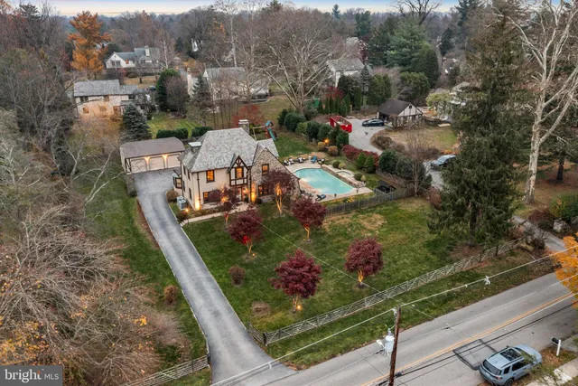 $1,150,000 | 409 Mcclenaghan Mill Road, Narberth, PA 19072