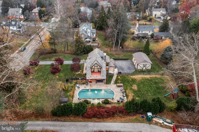 $1,150,000 | 409 Mcclenaghan Mill Road, Narberth, PA 19072