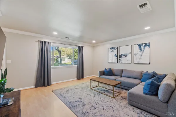 $380,000 | 1723 Del Mar Avenue, Redding, CA 96003