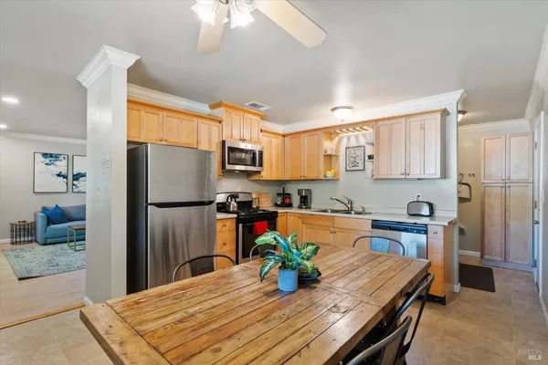 $370,000 | 1723 Del Mar Avenue, Redding, CA 96003