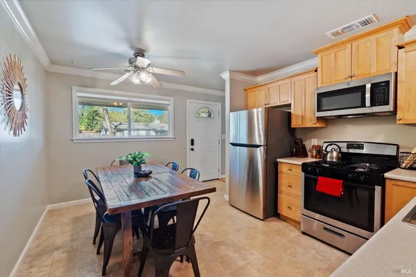 $370,000 | 1723 Del Mar Avenue, Redding, CA 96003