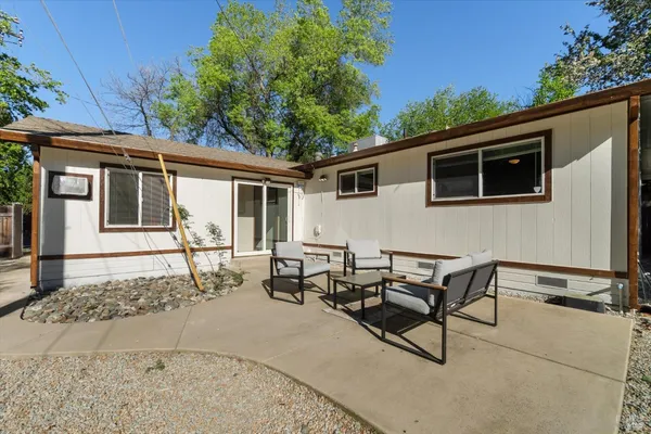 $380,000 | 1723 Del Mar Avenue, Redding, CA 96003