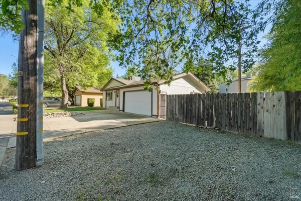 $370,000 | 1723 Del Mar Avenue, Redding, CA 96003