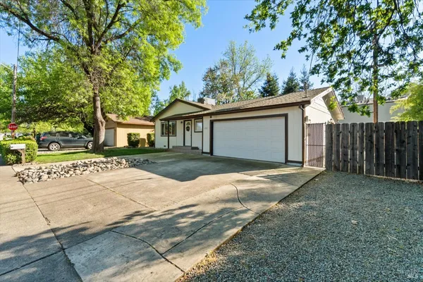 $370,000 | 1723 Del Mar Avenue, Redding, CA 96003