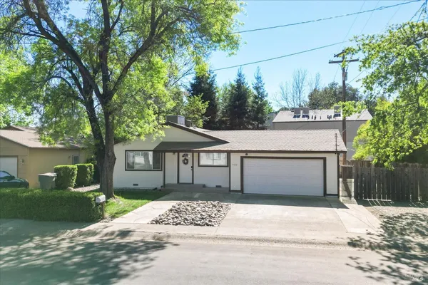 $380,000 | 1723 Del Mar Avenue, Redding, CA 96003