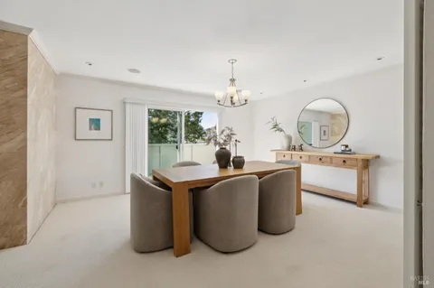 $1,395,000 | 175 Upper Via Casitas, Unit 26, Greenbrae, CA 94904