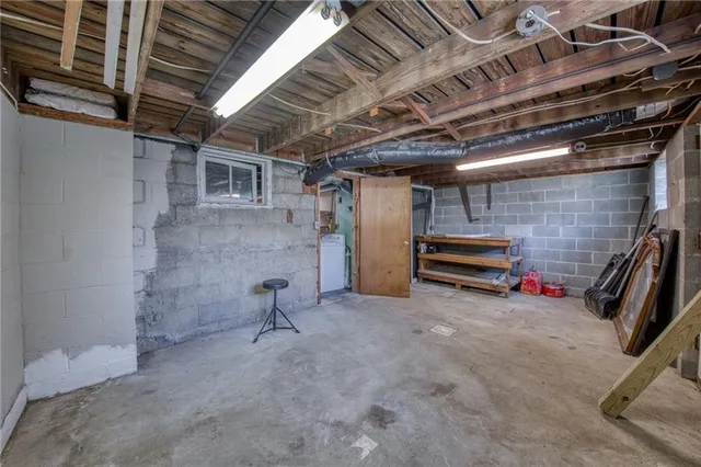 $99,000 | 505 Locust Street, Leechburg, PA 15656