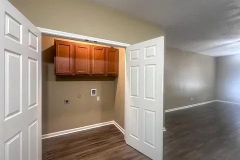 $1,200,000 | 507-509 East Lagrange St Lake East, Unit 1 & 2 EACH BLDG, Lake Charles, LA 70605