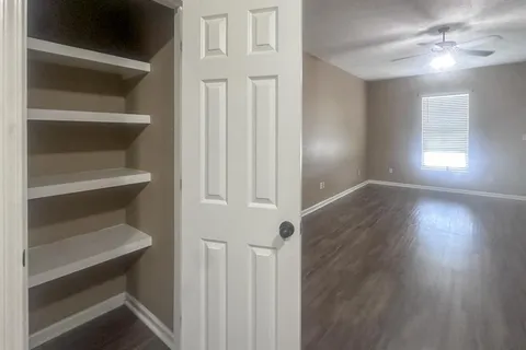 $1,200,000 | 507-509 East Lagrange St Lake East, Unit 1 & 2 EACH BLDG, Lake Charles, LA 70605