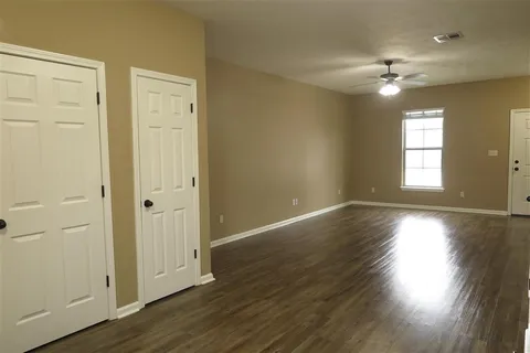 $1,200,000 | 507-509 East Lagrange St Lake East, Unit 1 & 2 EACH BLDG, Lake Charles, LA 70605