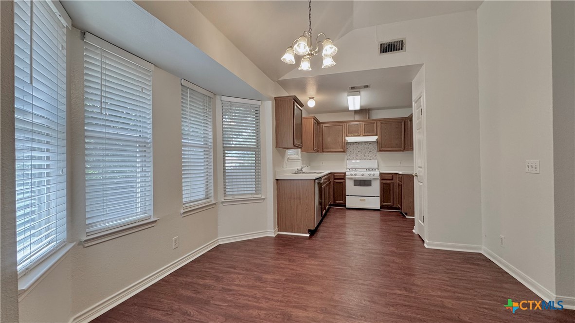 902 Jasmine Trail Georgetown, TX 78626 - Photo 6 of 17