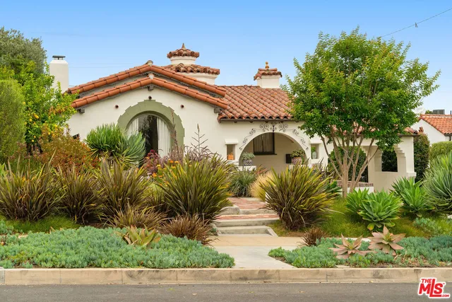 $1,699,000 | 3479 Westmount Avenue, View Park, CA 90043