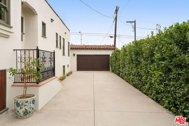 $1,699,000 | 3479 Westmount Avenue, View Park, CA 90043