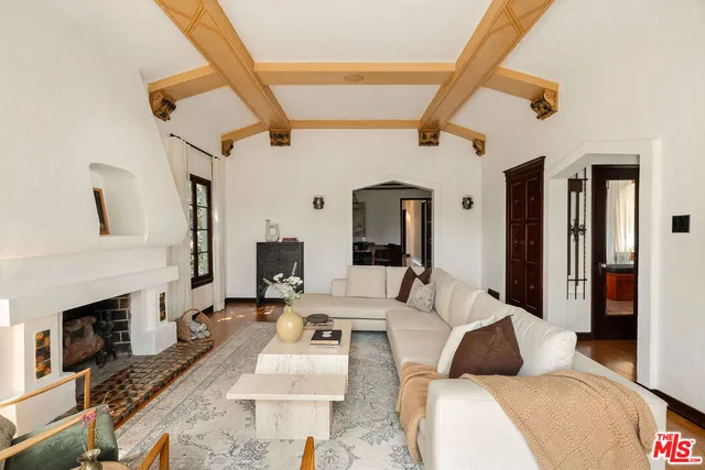 $1,699,000 | 3479 Westmount Avenue, View Park, CA 90043