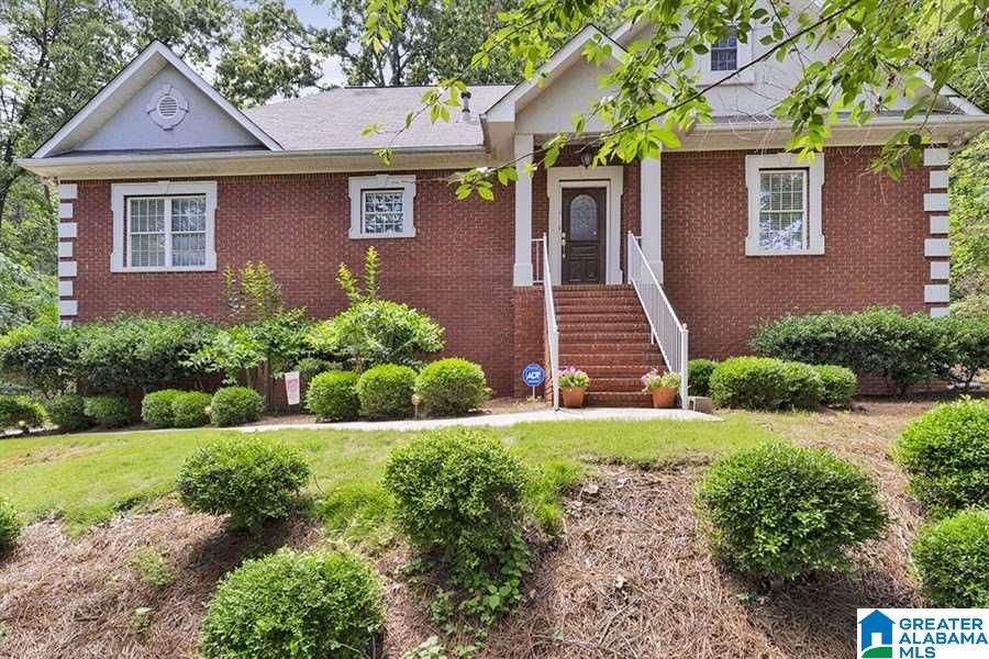 2800 Ridge Parkway Trussville, AL 35173 - Photo 1 of 18