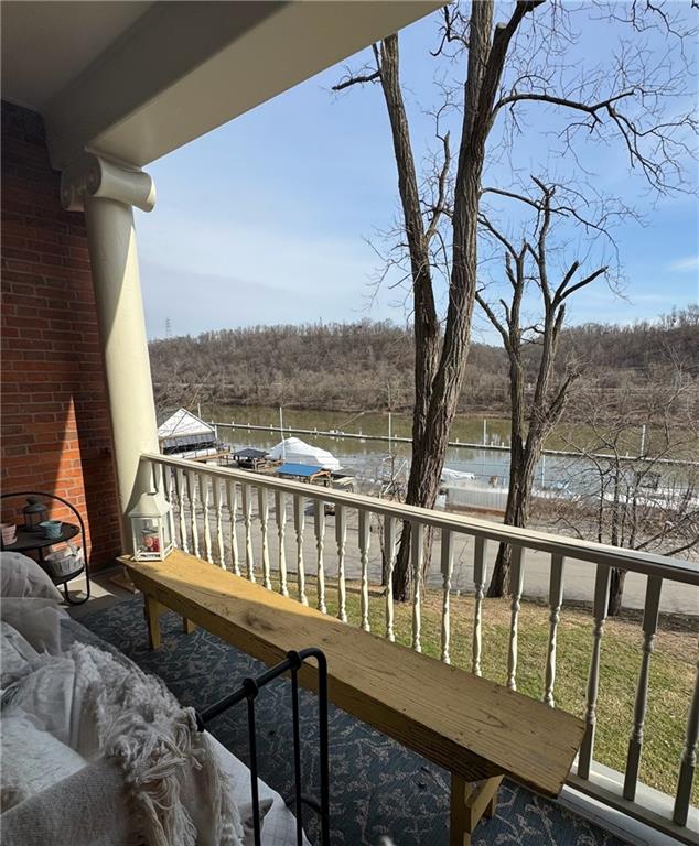 1319 Riverside Drive, Unit 200 Beaver, PA 15009 - Photo 11 of 22 Porch riverview