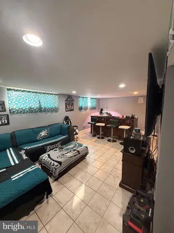 $420,000 | 5 Regal Court, Newark, DE 19713