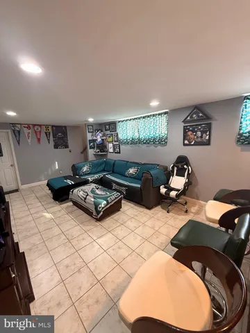 $420,000 | 5 Regal Court, Newark, DE 19713