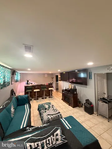 $420,000 | 5 Regal Court, Newark, DE 19713