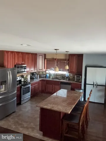 $420,000 | 5 Regal Court, Newark, DE 19713