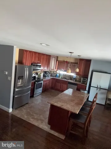 $420,000 | 5 Regal Court, Newark, DE 19713