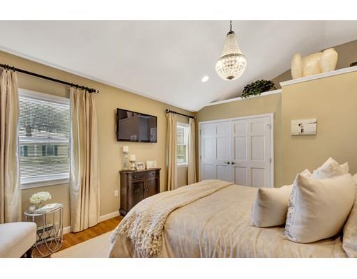 4 Pilgrim Road Woburn, MA 01801 - Photo 18 of 24 Gallery Image 18