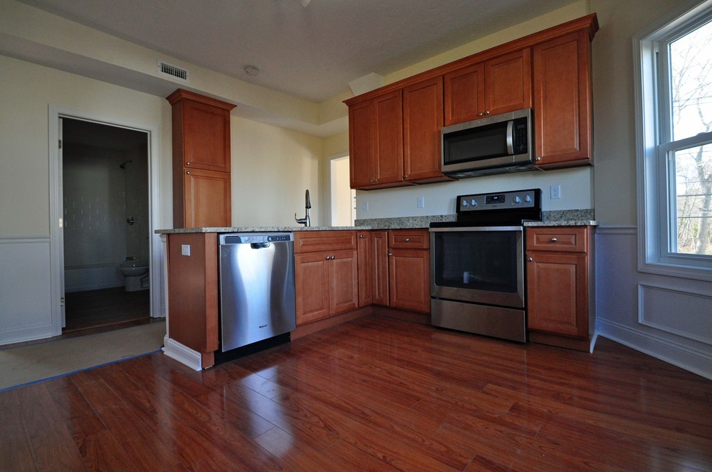 176 Reed Street Rockland, MA 02370 - Photo 4 of 15 Gallery Image 4
