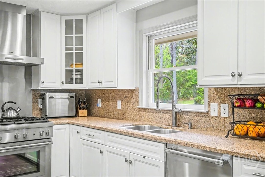 113 Mercer Road Savannah, GA 31411 - Photo 12 of 63 Gallery Image 12