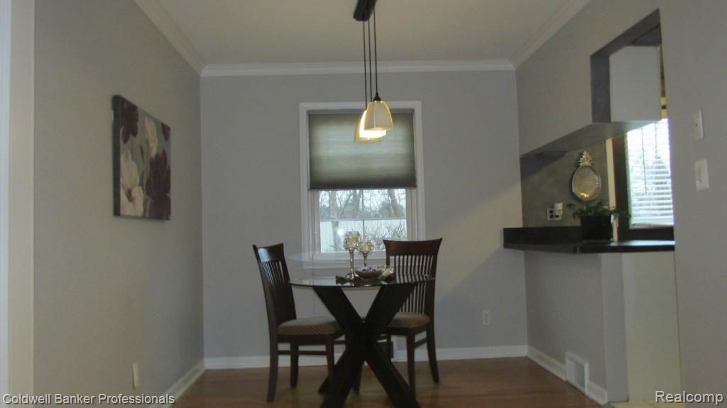1656 Graefield Road Birmingham, MI 48009 - Photo 5 of 24 Kitchen opening to Dining Room and Living Room