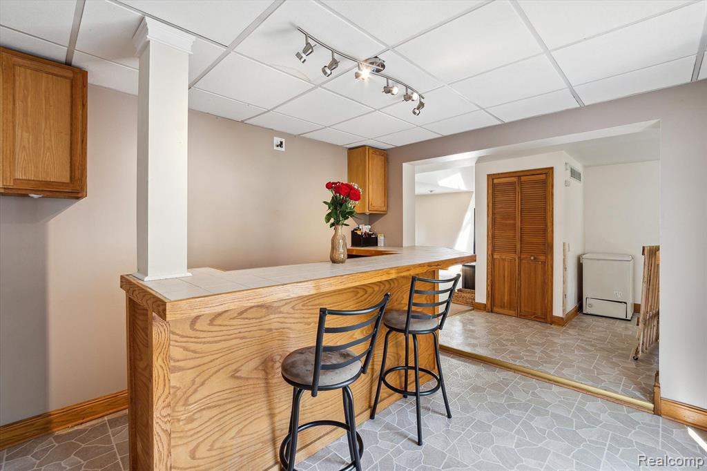 29043 Grix Road New Boston, MI 48164 - Photo 14 of 41