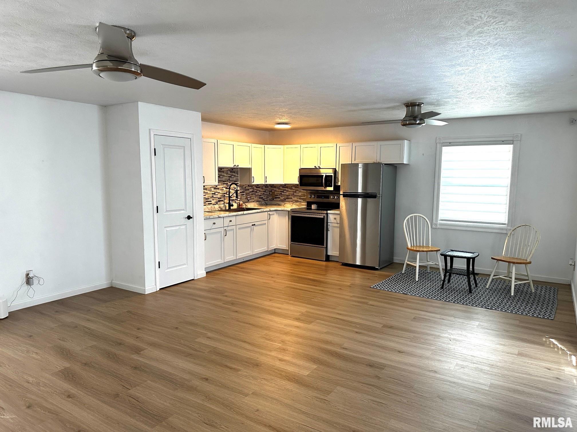 2436 Normal Drive Springfield, IL 62707 - Photo 10 of 26