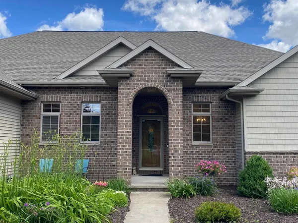 $749,900 | 3546 Dekalb Lane, Neenah, WI 54956