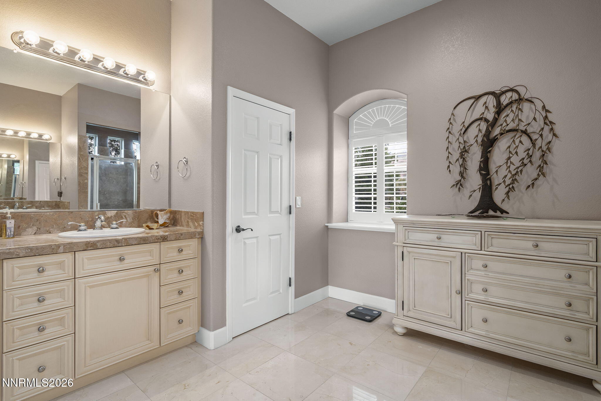6696 Marble Canyon Road Reno, NV 89511 - Photo 23 of 37 29-web-or-mls-_DSC5172