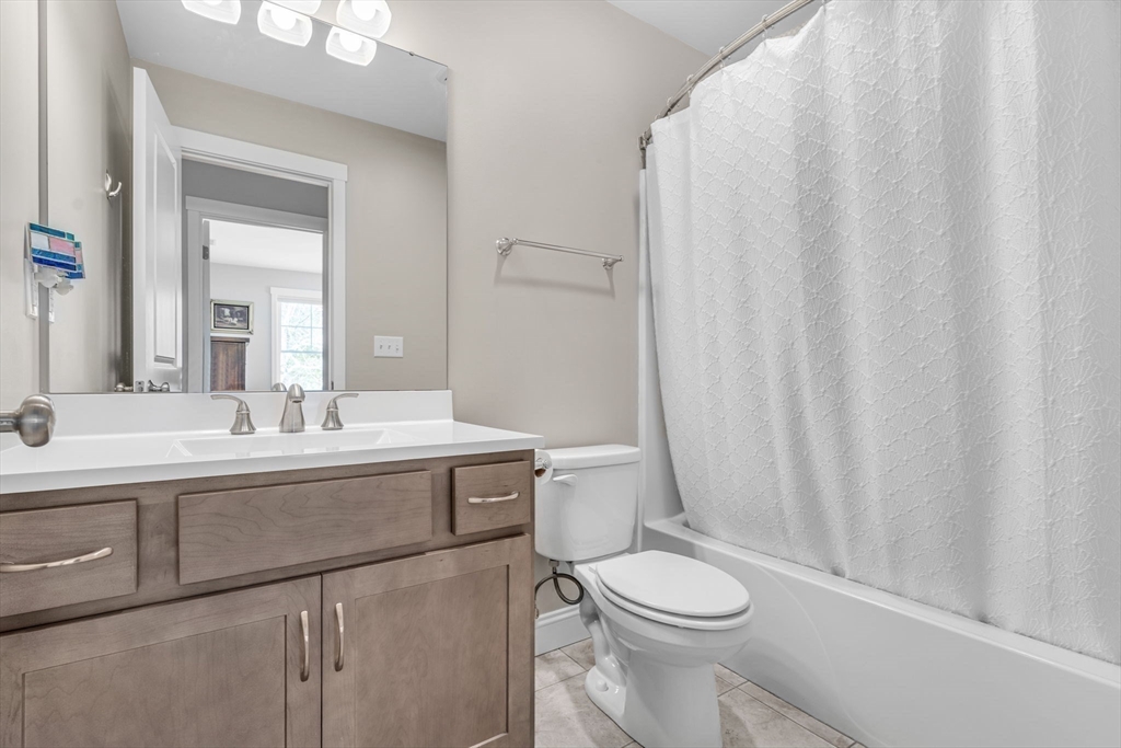 52 Clement Road Townsend, MA 01474 - Photo 16 of 39