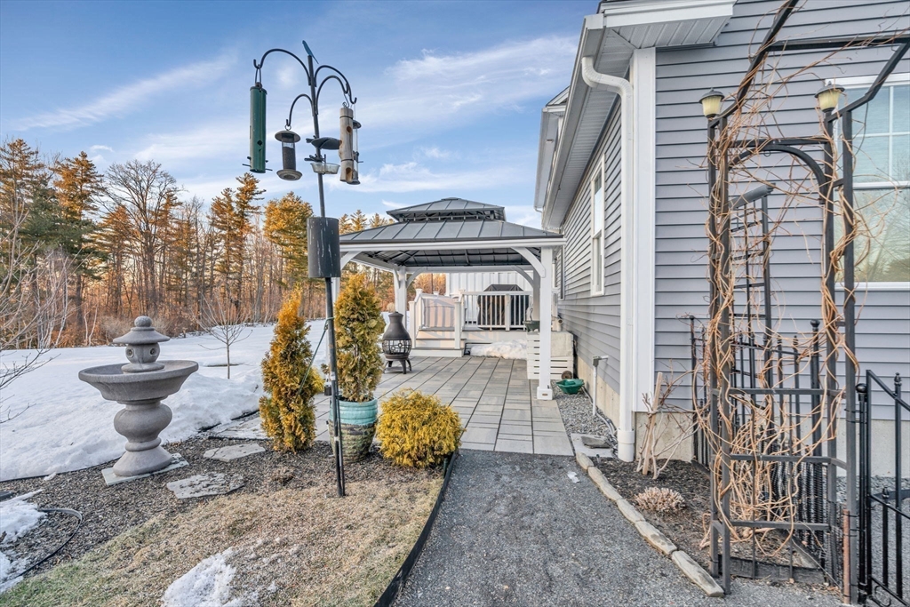 52 Clement Road Townsend, MA 01474 - Photo 27 of 39