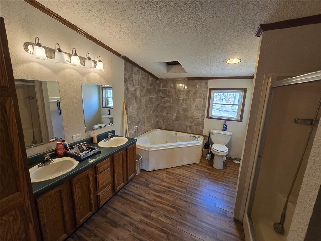 556 Southeast 1291 Road Clinton, MO 64735 - Photo 12 of 20