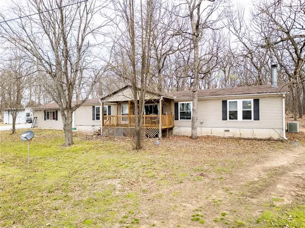 $229,500 | 556 Southeast 1291 Road, Clinton, MO 64735