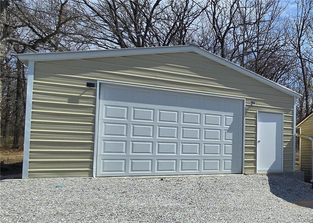 556 Southeast 1291 Road Clinton, MO 64735 - Photo 4 of 20