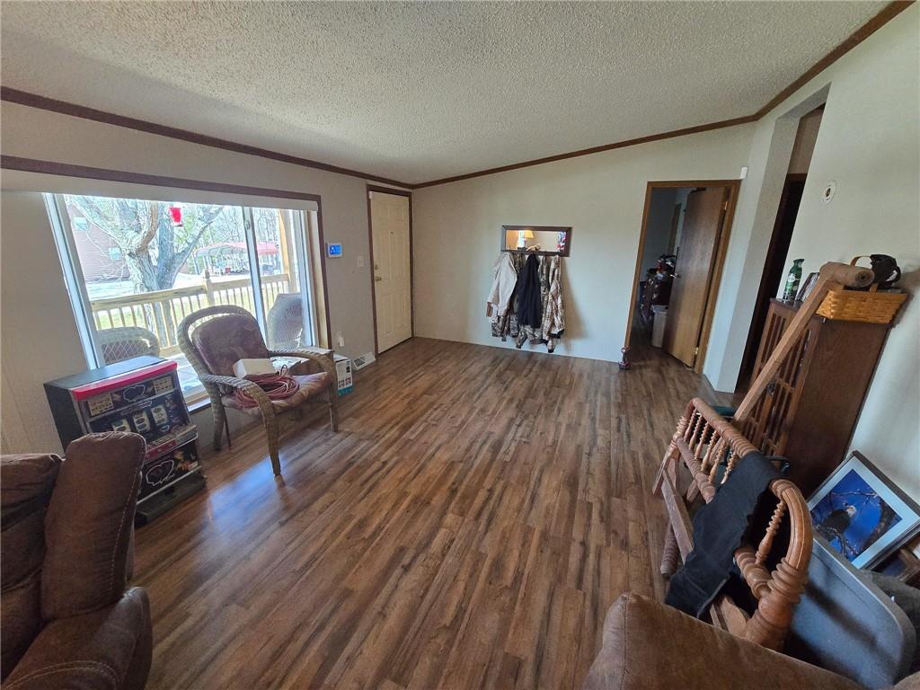 556 Southeast 1291 Road Clinton, MO 64735 - Photo 5 of 20