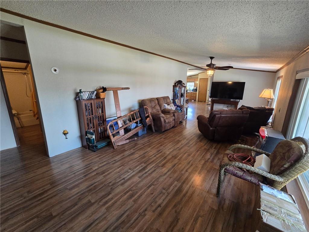 556 Southeast 1291 Road Clinton, MO 64735 - Photo 6 of 20