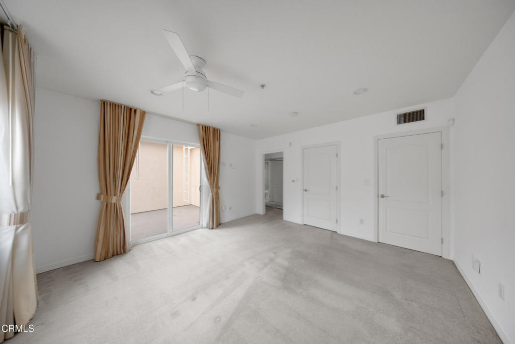 4732 Radford Avenue, Unit 8 Valley Village, CA 91607 - Photo 25 of 37 4732 Radford Ave 8 Valley Village CA 916