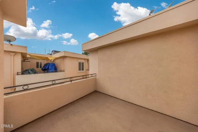 a view of a terrace with sky view