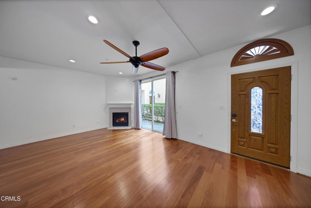 4732 Radford Avenue, Unit 8 Valley Village, CA 91607 - Photo 7 of 37 4732 Radford Ave 8 Valley Village CA 916