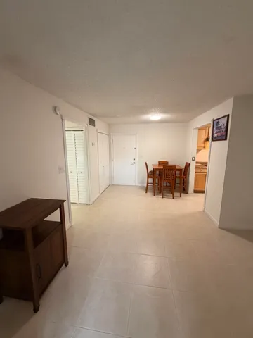 a view of livingroom with furniture and furniture