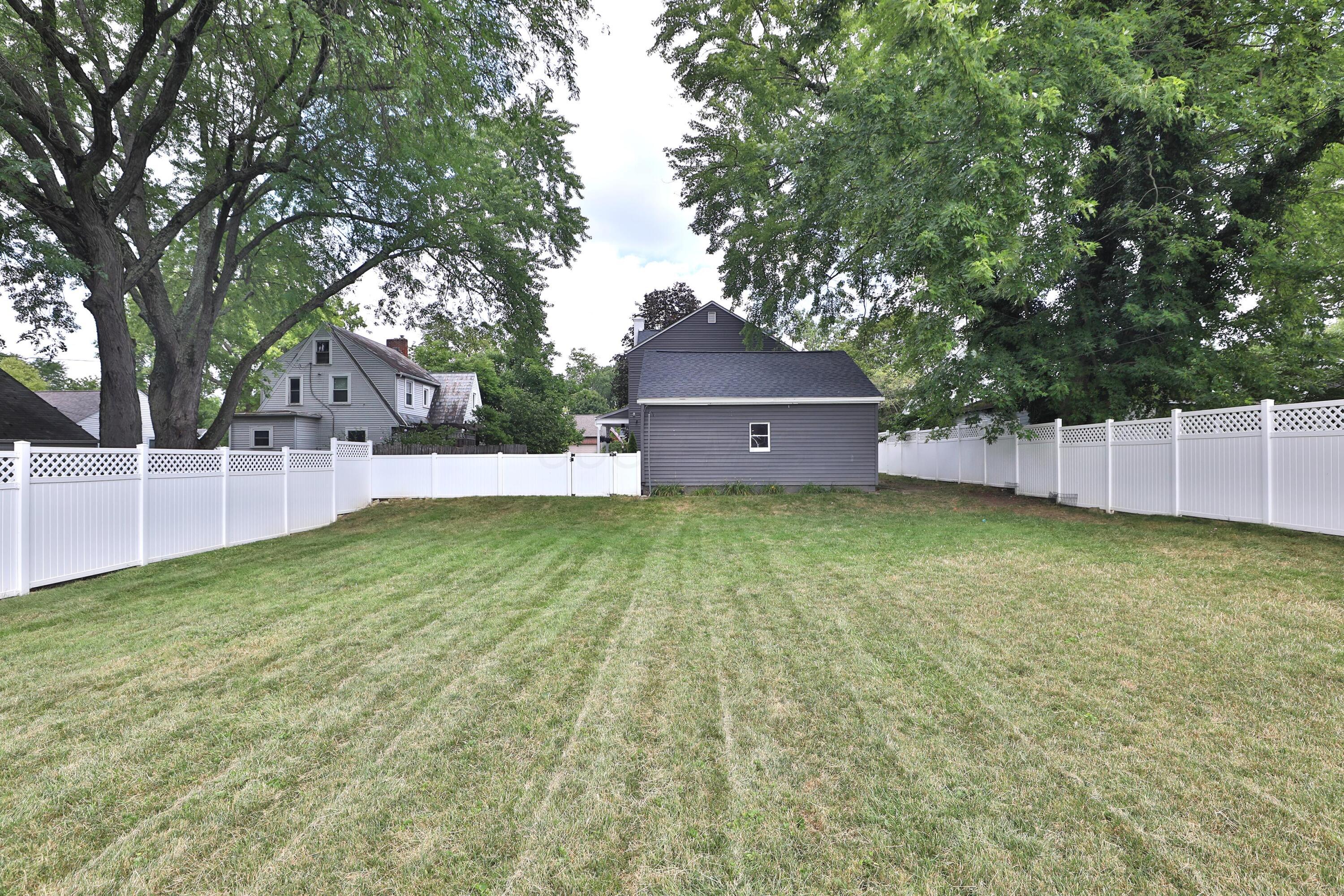 475 Garden Road Columbus, OH 43214 - Photo 64 of 67 475-Garden-57