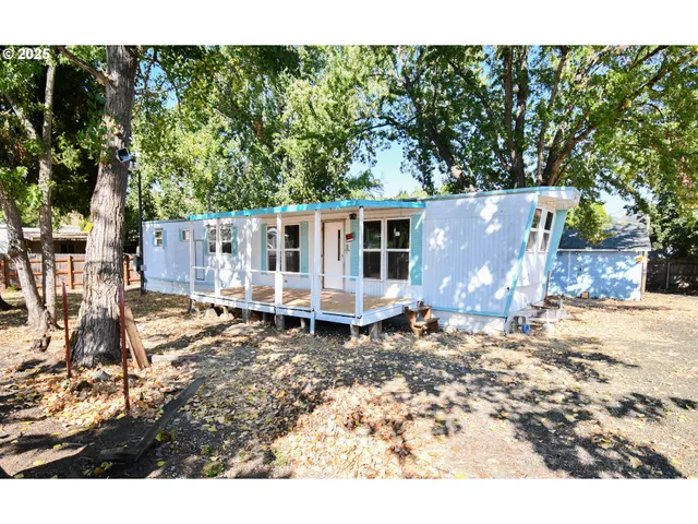 $170,000 | 4913 Melody Lane, Roseburg, OR 97471