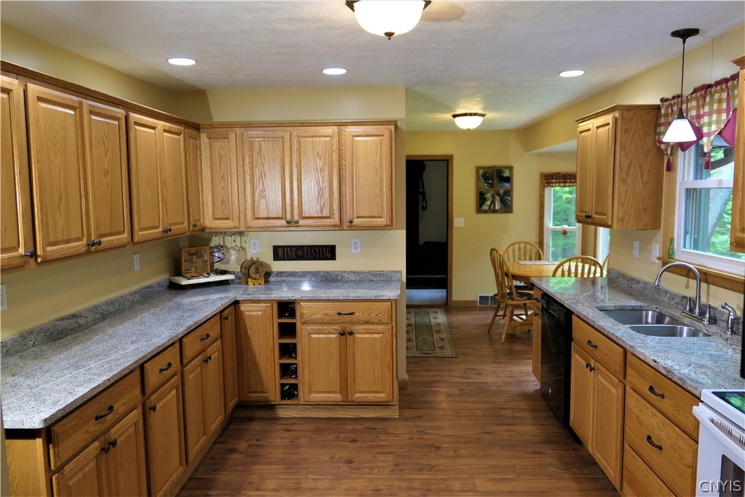 8474 Halstead Road Vienna, NY 13308 - Photo 10 of 36