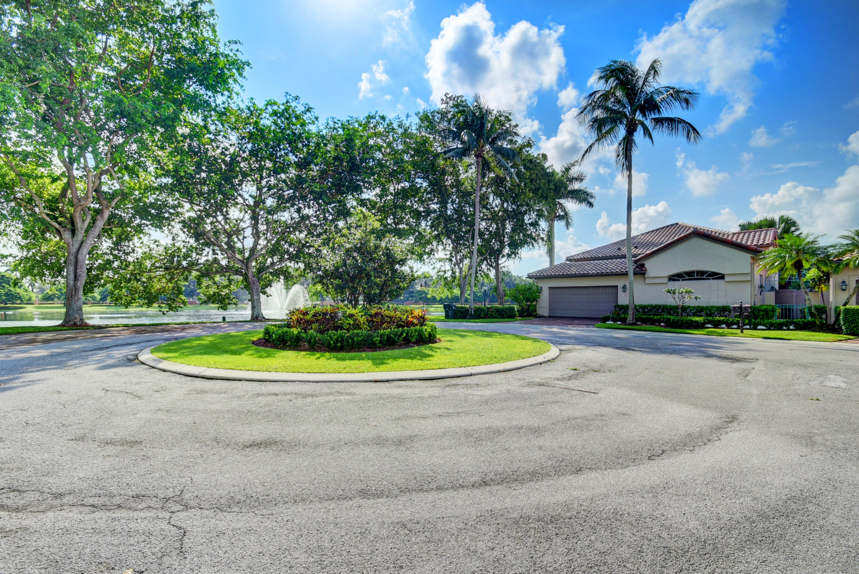 2500 Northwest 53rd Street Boca Raton, FL 33496 - Photo 4 of 26 Cul-de-Sac